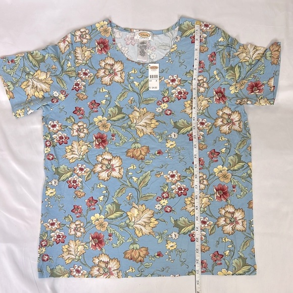Talbots New Woman’s Size X  Floral Print Short Sleeve Stretchy Top - Picture 6 of 6